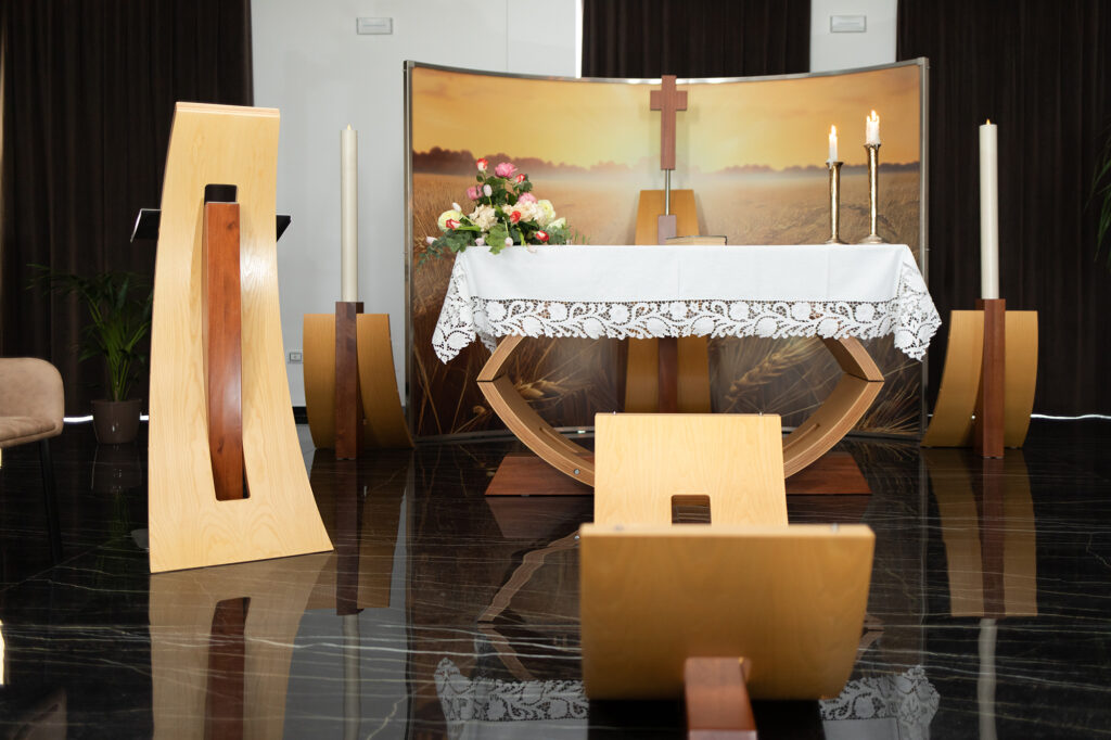 Foto Sale Tempio di Arcadia casa funeraria Lequile