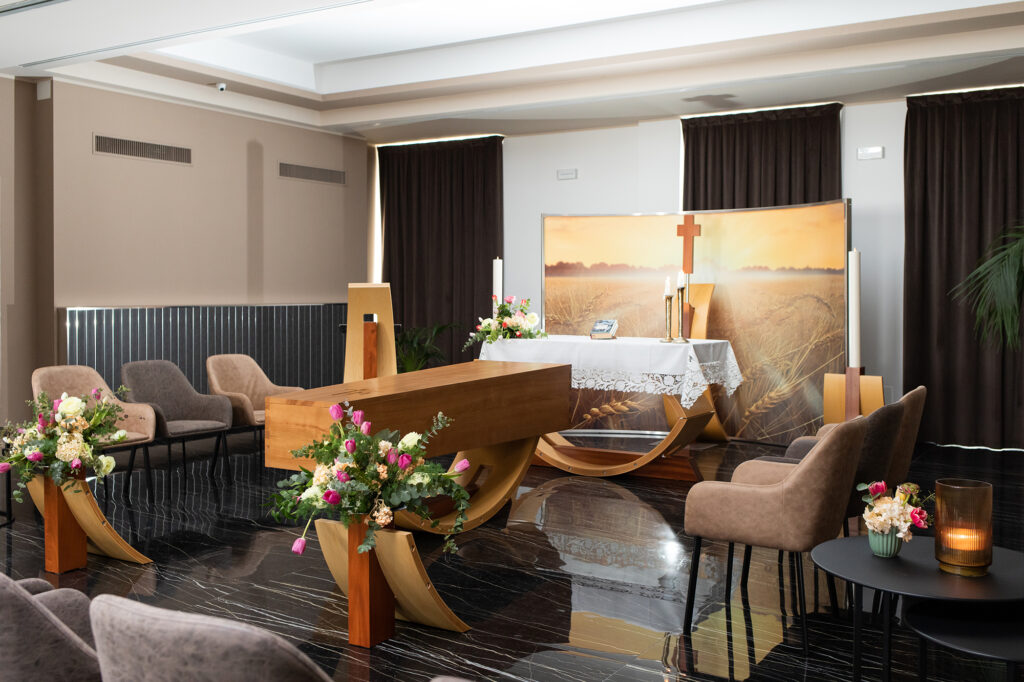 Foto Sale Tempio di Arcadia casa funeraria Lequile